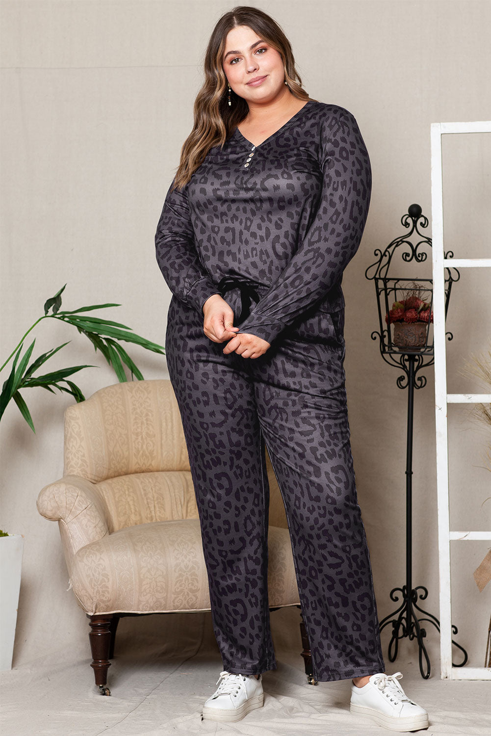 POSHOOT  fall outfits    Plus Size Leopard Print V-Neck and Slim Fit Pants Lounge Set