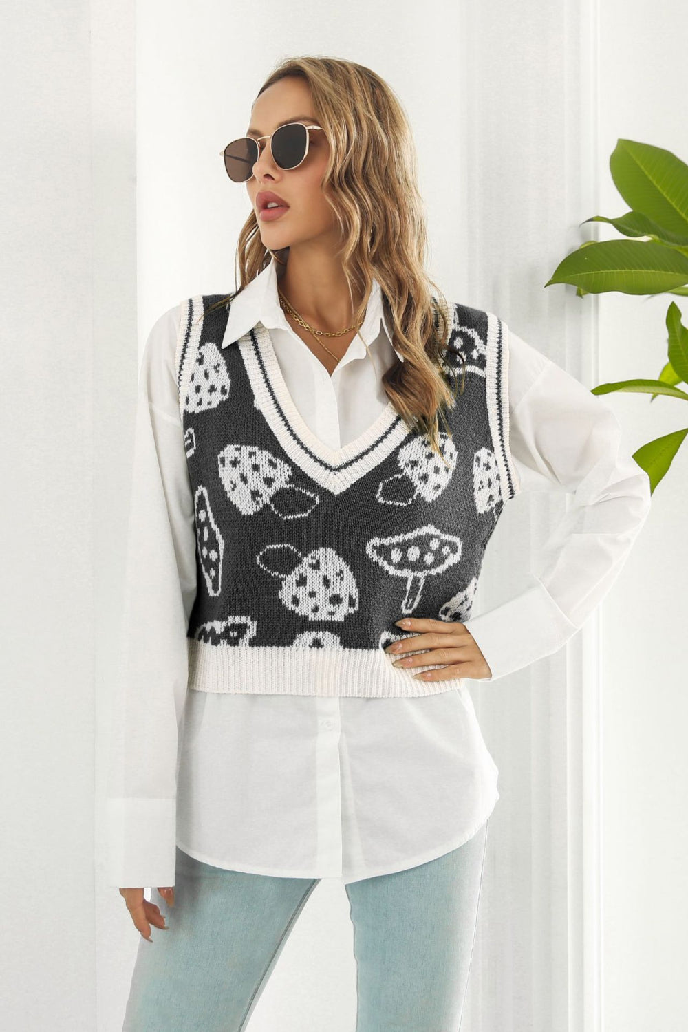 POSHOOT AUTUMN OUTFITS     Printed Plunge Neck Sweater Vest