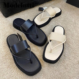 Back To School Poshoot 2022 New Fashion Thick Bottom Flip Flops Cowhide Solid Color Beach Slippers Women Simple Casual Sandals Shoes Female